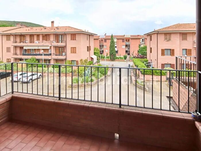 Appartamento trilocale in vendita in Via Giorgio Ambrosoli, Sovicille