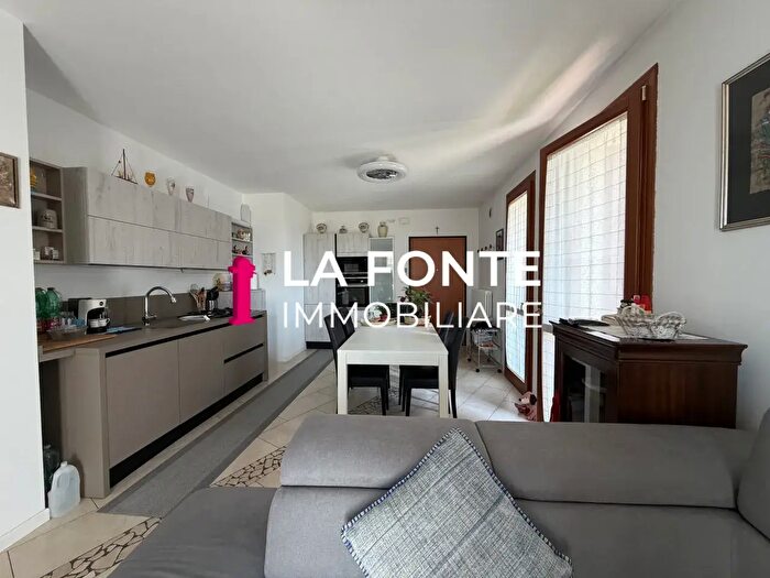 Appartamento bilocale in vendita in Via Giorgio Perlasca, Pianiga