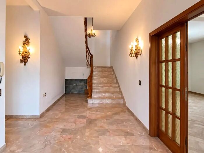 Casa con 7 locali in vendita in a Giovanni Cimabue, Empoli