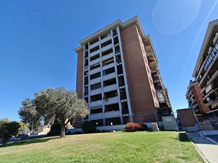 Appartamento trilocale in vendita in Via Copenaghen, Fiumicino