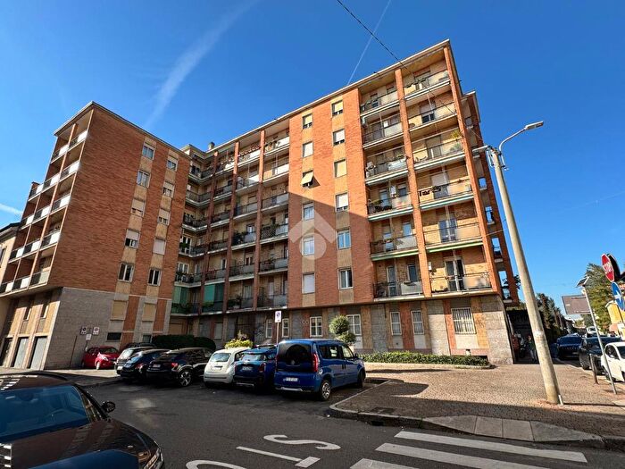 Appartamento bilocale in vendita in Via Rivolta Carlo E Pietro, Monza