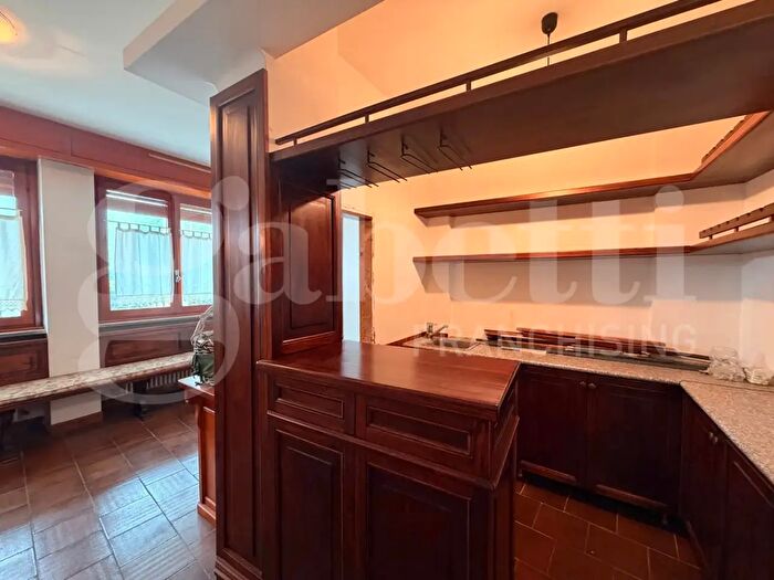 Appartamento in vendita in Lungolario Piave, Lecco