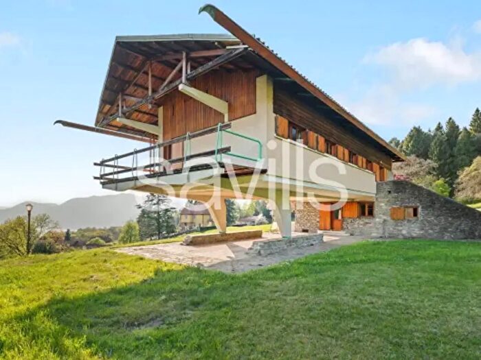 Casa con 6 locali in vendita in Via Guglielmo Marconi, Agra