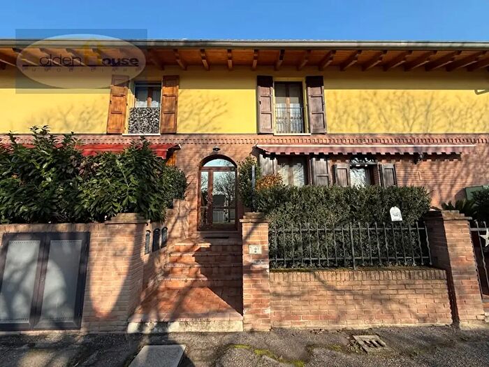 Appartamento trilocale in vendita in Via Giacomo Leopardi, Argenta