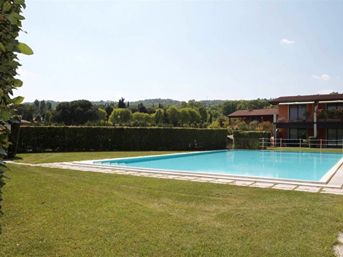 Appartamento bilocale in affitto in Via PRAIS, Centro, Padenghe sul Garda