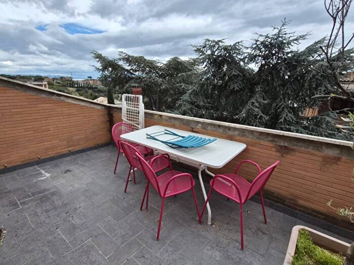 Casa bilocale in affitto in Via Angelo Fava, Monte Mario Trionfale, Roma