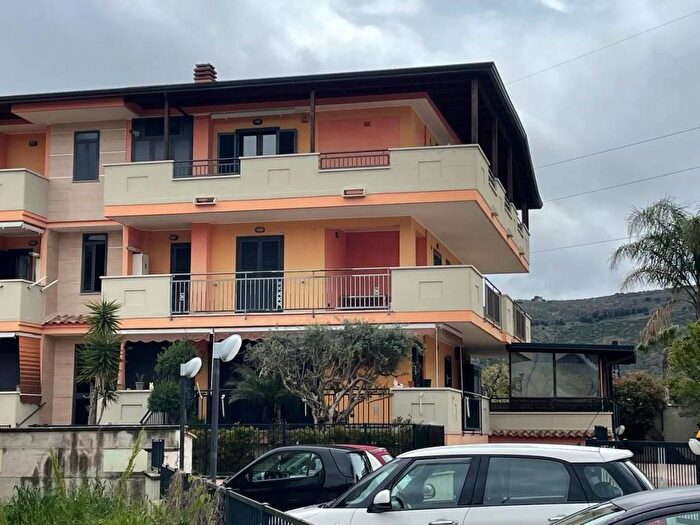 Appartamento trilocale in affitto in Via Feudo, Centro, Maddaloni