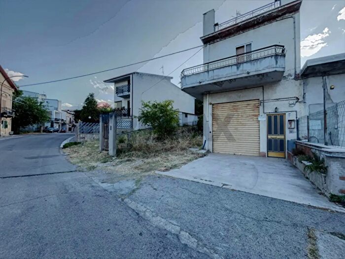 Casa con 6 locali in vendita in Corso Giuseppe Garibaldi, Paglieta