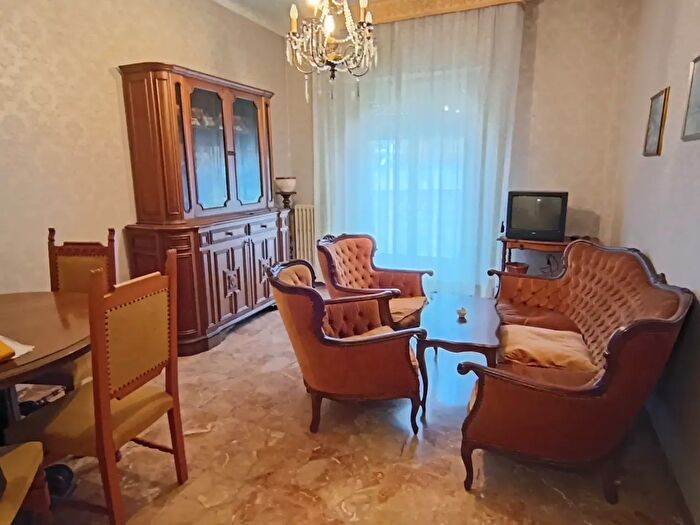 Appartamento quadrilocale in vendita in Via Isonzo, Ancona