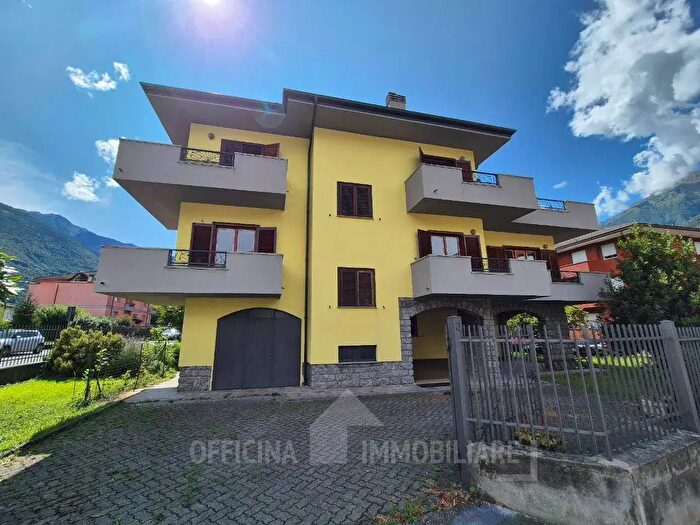 Casa con 15 locali in vendita in Via Foppa, Morbegno