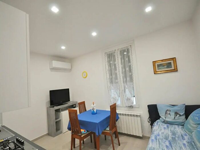 Appartamento trilocale in affitto in La Spezia