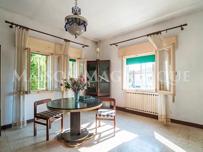 Casa con 6 locali in vendita in Via Virgiliana, Bondeno