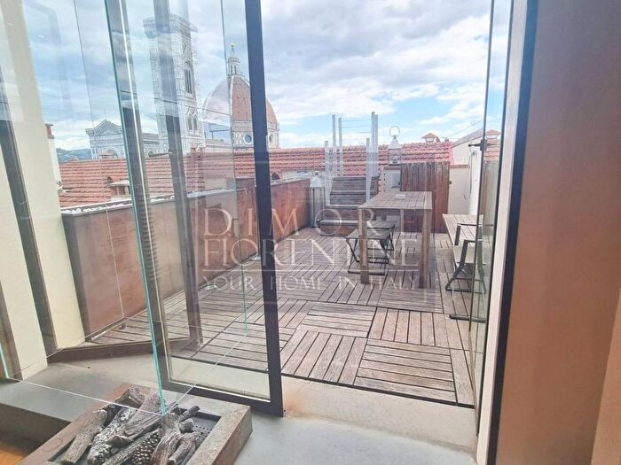 Casa bilocale in affitto in Piazza della Repubblica, Firenze