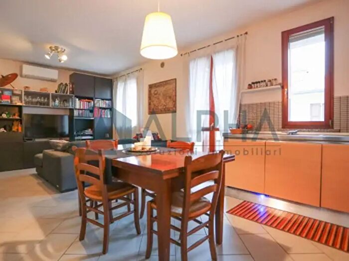 Appartamento trilocale in vendita in Via del Lavoro, Gatteo