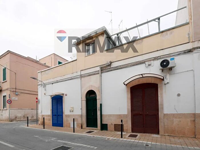 Casa trilocale in vendita in Via Udine, Bari