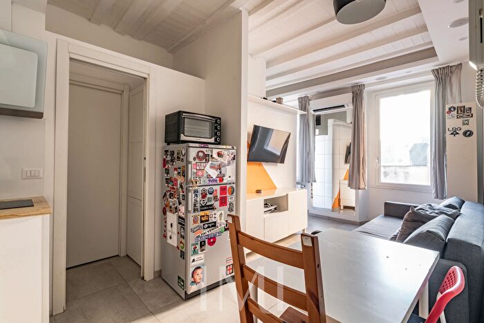 Appartamento bilocale in vendita in Corso San Gottardo, Milano