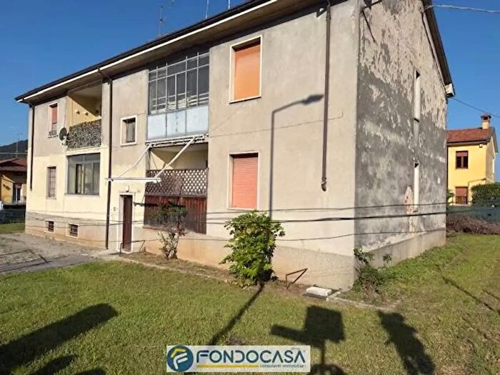 Appartamento trilocale in vendita in Viale Voittoria, Erbusco