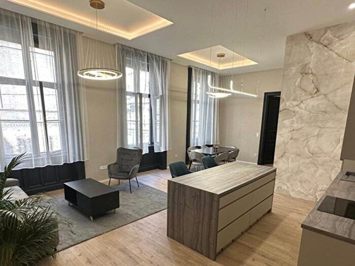 Appartamento monolocale in affitto in Largo Carrobbio, Carrobbio, Milano