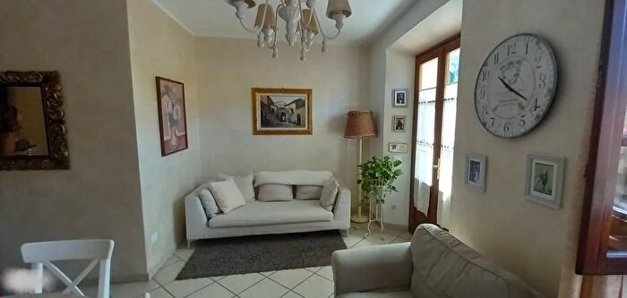 Casa bilocale in vendita in Seravezza