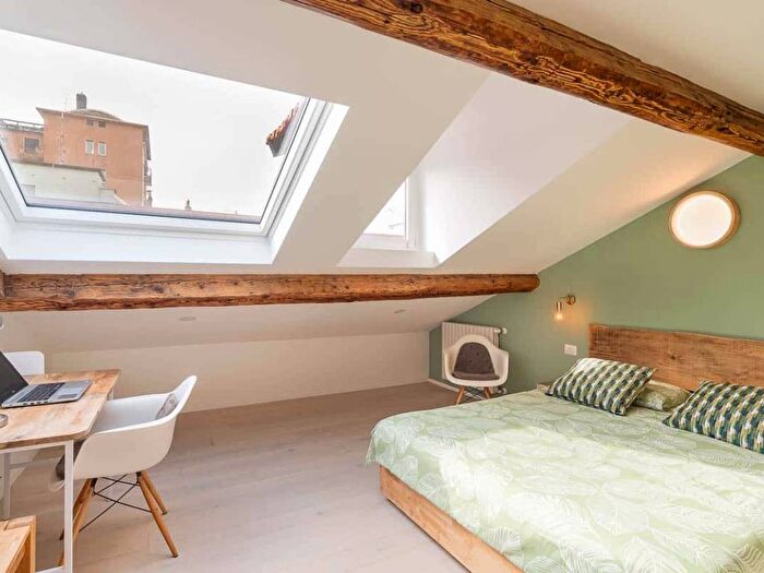 Appartamento bilocale in affitto in Via Giovanni Pier Luigi da Palestrina, Centrale, Milano