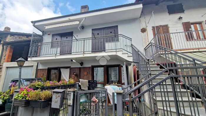 Appartamento bilocale in vendita in Via Miniera, Pinasca