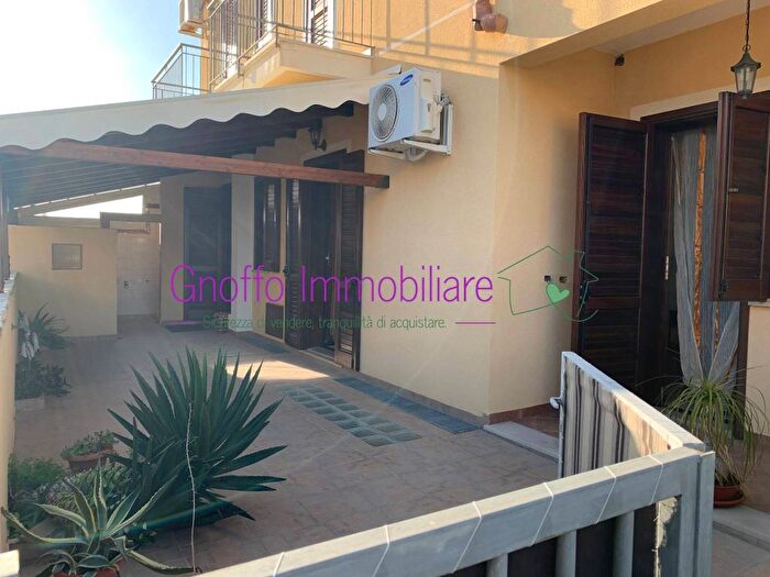 Casa con 5 locali in affitto in Via del Pacecoto, Custonaci