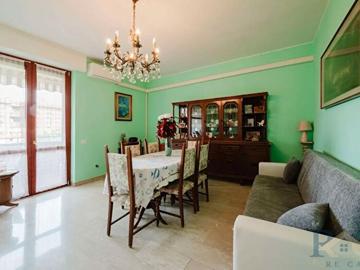 Appartamento quadrilocale in vendita in Via dei Bognetti, Milano