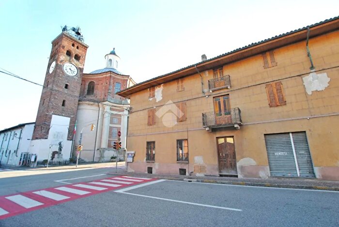 Case in Vendita e in Affitto - 2