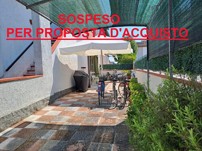 Casa quadrilocale in vendita in Via Milano, Comacchio