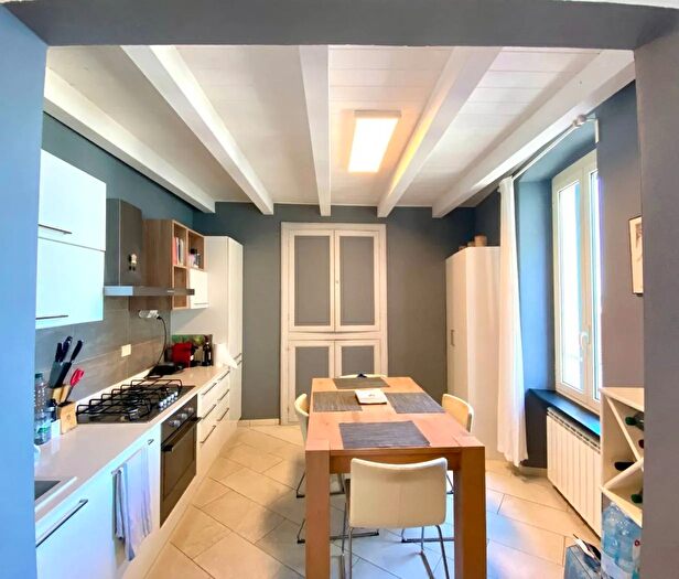 Appartamento quadrilocale in vendita in Via San Giuseppe Taggia, Taggia