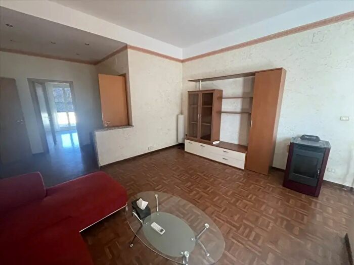 Appartamento trilocale in affitto in Via Sbarre Centrali, Reggio Calabria