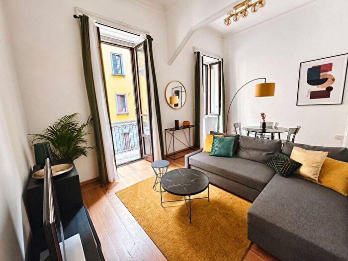 Appartamento bilocale in affitto in Via Francesco Petrarca, Vincenzo Monti, Milano