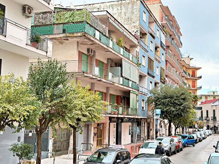 Appartamento trilocale in affitto in Via Don Raffaele Abete, Melito di Napoli