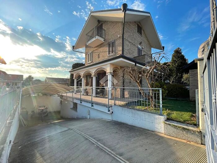 Casa con 5 locali in vendita in Via Einaudi, Rivalta Di Torino