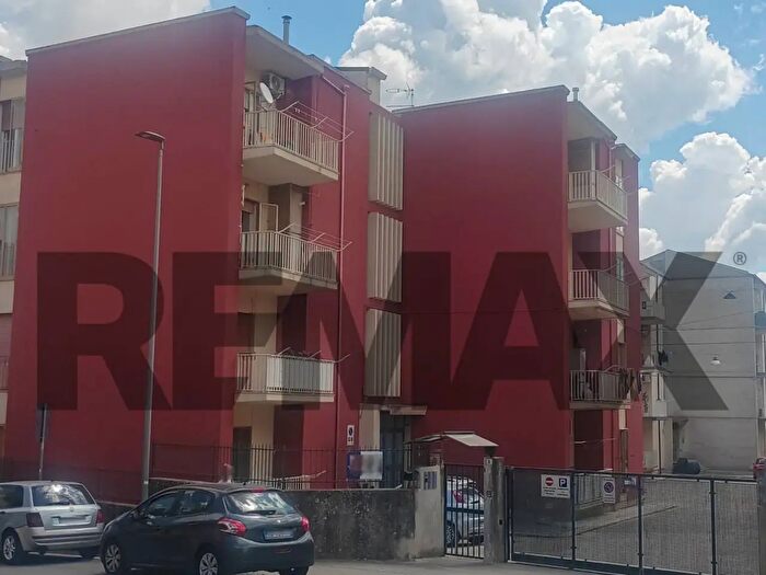 Appartamento quadrilocale in vendita in Via Paestum, Ragusa