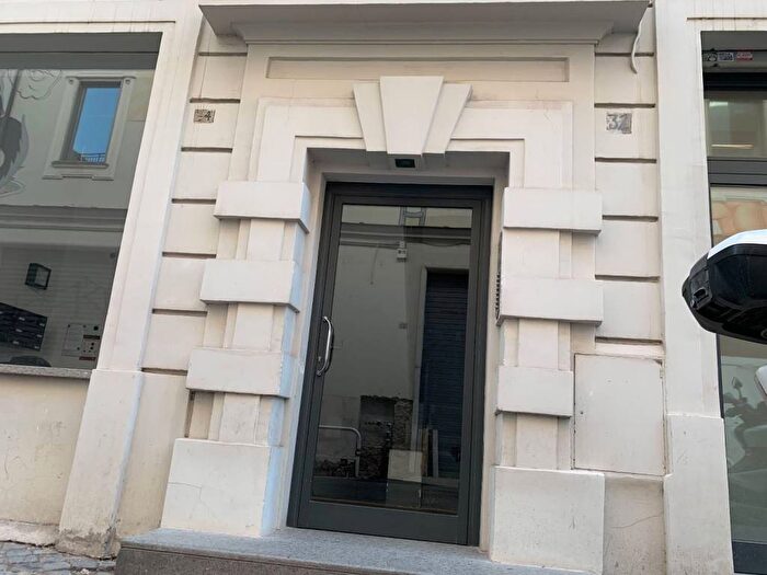 Appartamento bilocale in affitto in Via Giuseppe Acerbi, Ostiense, Roma