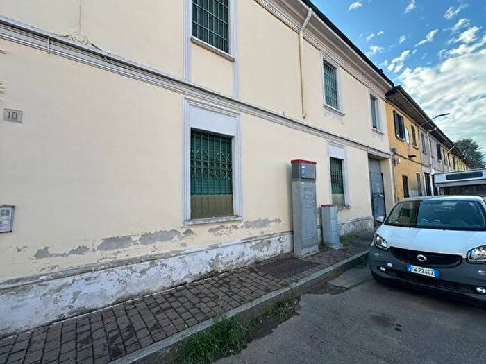 Appartamento bilocale in affitto in Via Roma, Pregnana Milanese