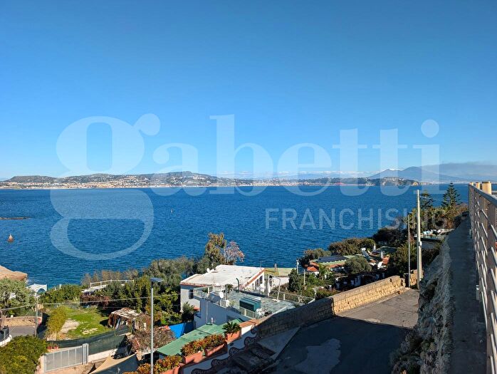 Appartamento bilocale in affitto in Via Faro, Bacoli