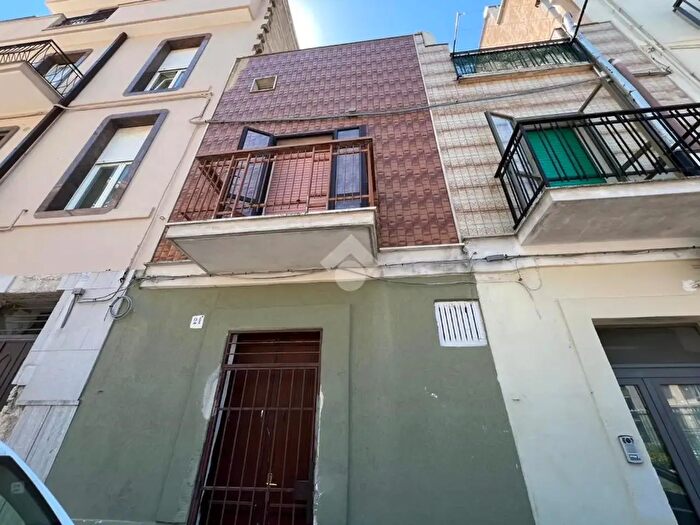 Casa quadrilocale in vendita in Via Teramo, Altamura