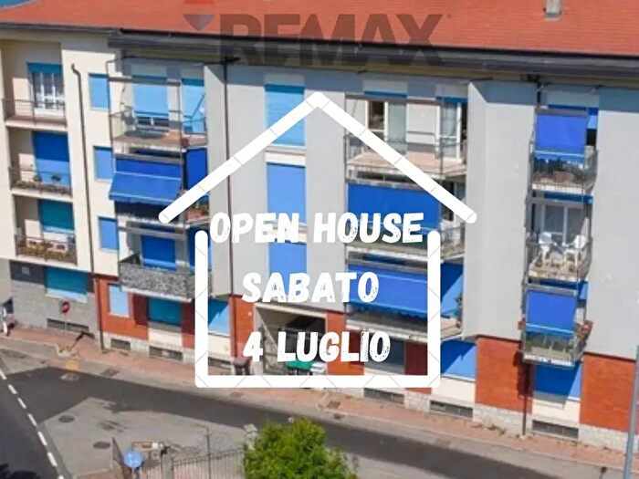 Appartamento bilocale in vendita in Via Giorgio Borgato, Porto Valtravaglia