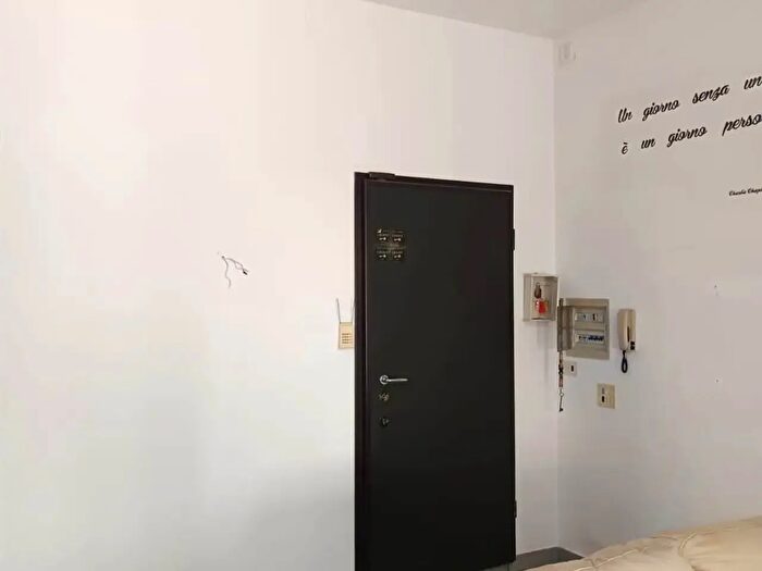Appartamento con 5 locali in affitto in Castelfiorentino