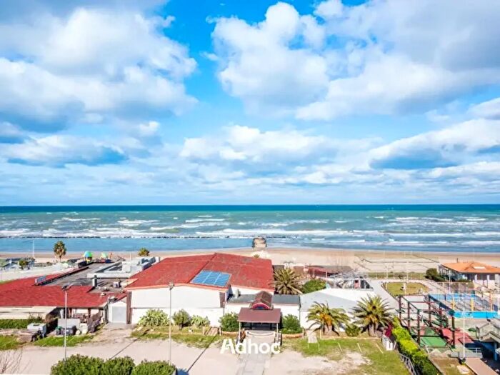 Appartamento con 5 locali in vendita in Via Boscomarina, Fano