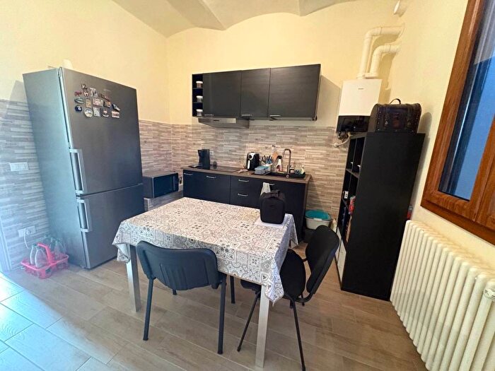 Casa trilocale in affitto in Centro, Guastalla
