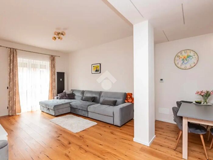 Appartamento trilocale in vendita in Via Nicola Porpora, Torino