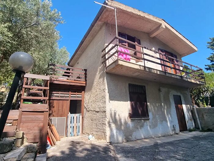 Casa quadrilocale in vendita in Contrada Pagliarazzi, Misilmeri