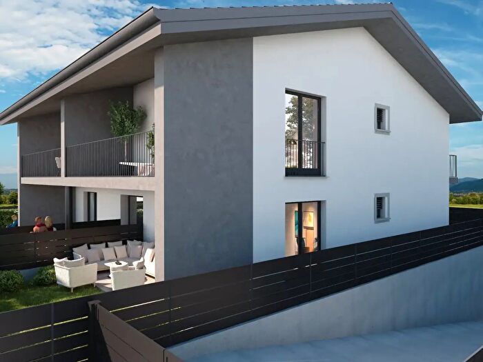 Appartamento trilocale in vendita in Via Meucci, Verdello