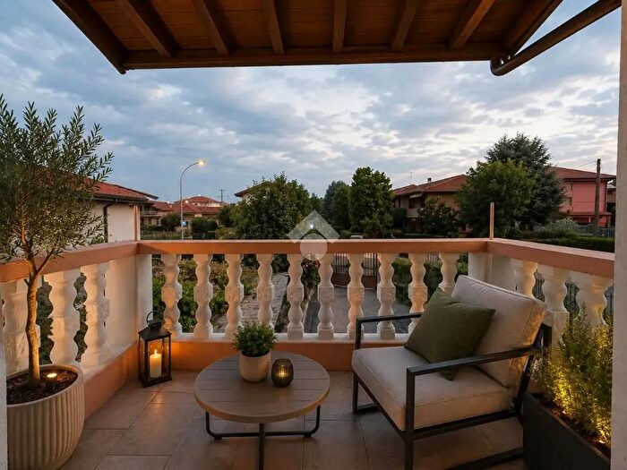 Casa trilocale in vendita in Via Cimaripa, Dalmine