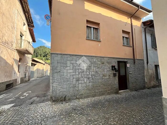 Appartamento bilocale in vendita in Via Carle Costanzo, Barge