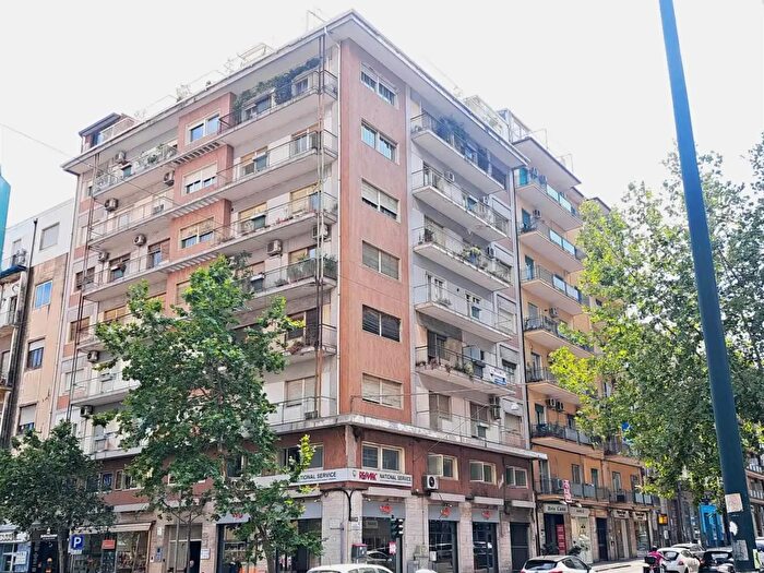 Appartamento con 5 locali in affitto in Viale Vittorio Veneto, Catania