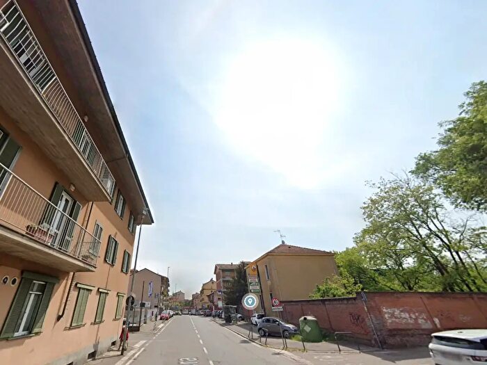 Appartamento bilocale in affitto in Via Riviera, Pavia